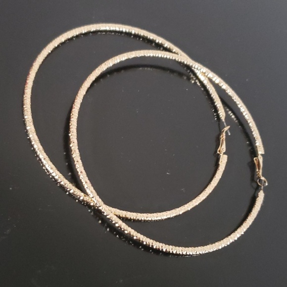 Jewelry - Picture 6 of 8